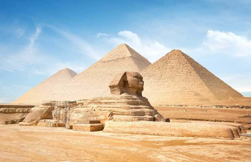 Private Full-Day Tour to Cairo – Small Group by Van