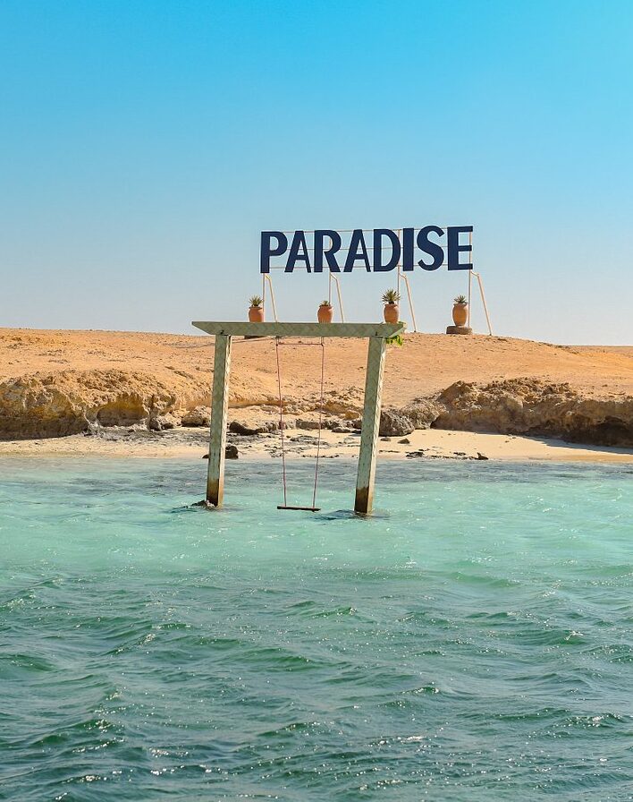 Private Trip to Paradise Island