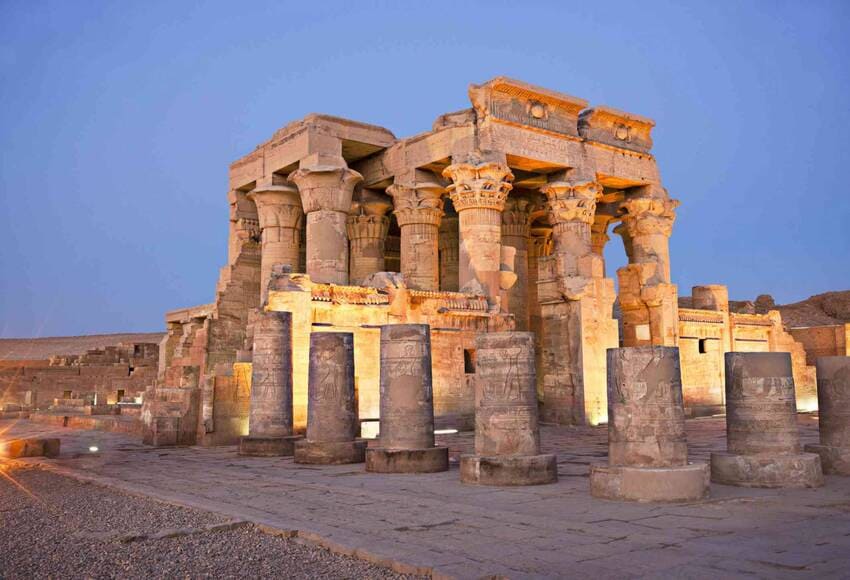 Private 15-Day Tour Package of Egypt, Nile Cruise, Middle Egypt, and the Red Sea